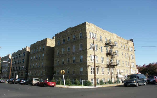 Canton Street Apartments in Elizabeth, NJ - Building Photo