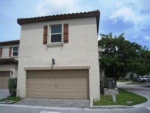 9248 SW 170th Pl in Miami, FL - Building Photo - Building Photo