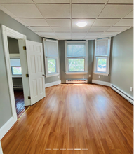 346 Chelsea St, Unit #2 in Boston, MA - Building Photo - Building Photo