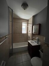 729 Avenue A, Unit 5 in Bayonne, NJ - Building Photo - Building Photo