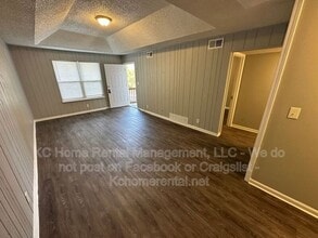 9223 E 54th St in Raytown, MO - Building Photo - Building Photo