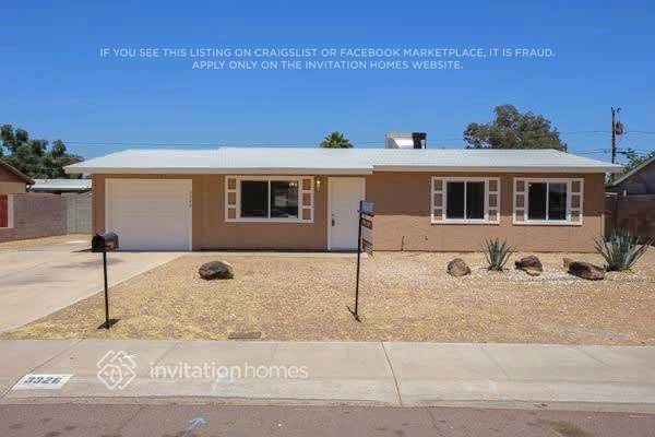 3326 E Claire Dr in Phoenix, AZ - Building Photo