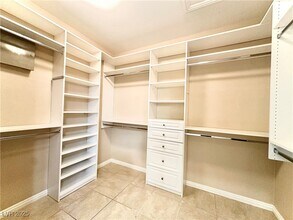 9136 Worsley Park Pl in Las Vegas, NV - Building Photo - Building Photo