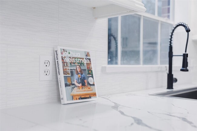 property at 17527 Sandy Cliffs Dr