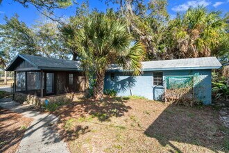 5803 Virginia Ave in New Port Richey, FL - Building Photo - Building Photo