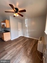 349 Halltown Rd in Harpers Ferry, WV - Building Photo