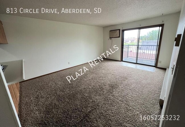 307 11th Ave NW in Aberdeen, SD - Building Photo - Building Photo