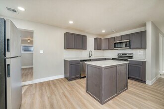 212 New York St in Wichita, KS - Building Photo - Building Photo