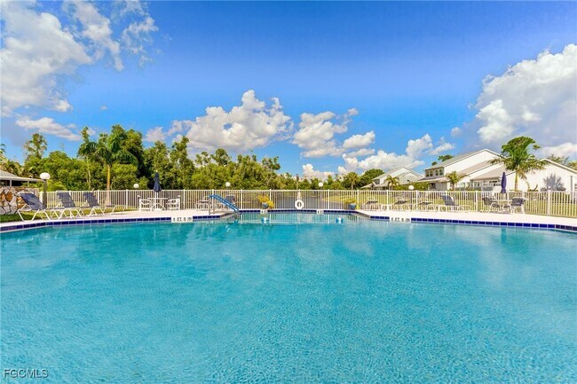 property at 6226 Timberwood Cir