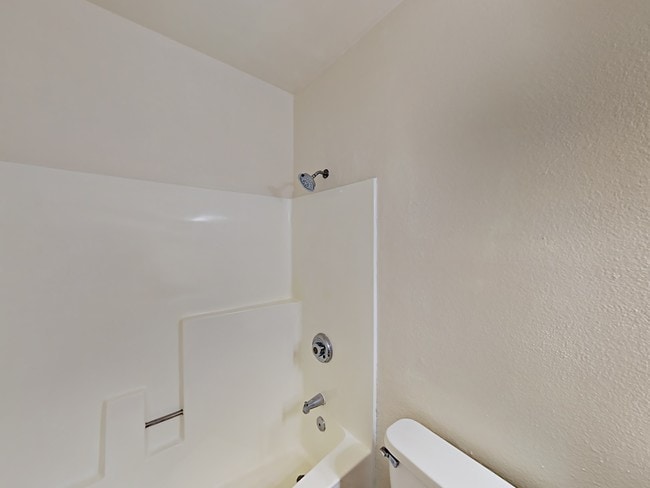 Villa Hermosa Apartments in San Diego, CA - Building Photo - Building Photo