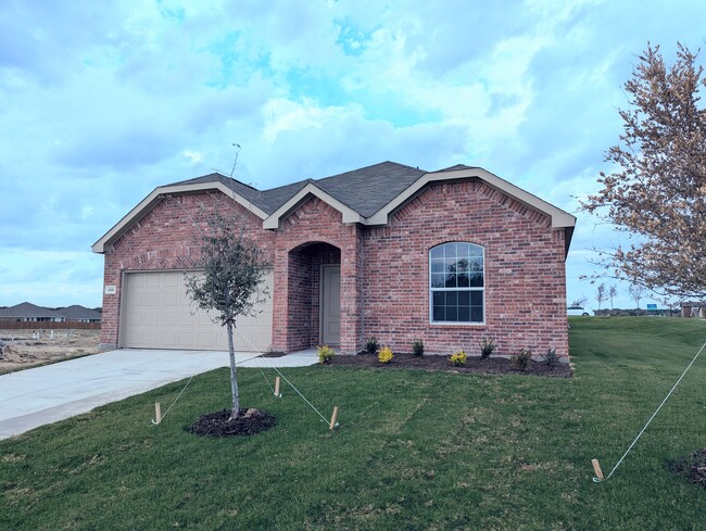 426 Lone Star Dr in Justin, TX - Building Photo - Building Photo