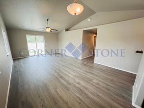 745 Baron Lakes Ave in Middleton, ID - Building Photo - Building Photo