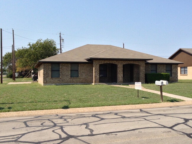 property at 1419 Chapel Creek Rd