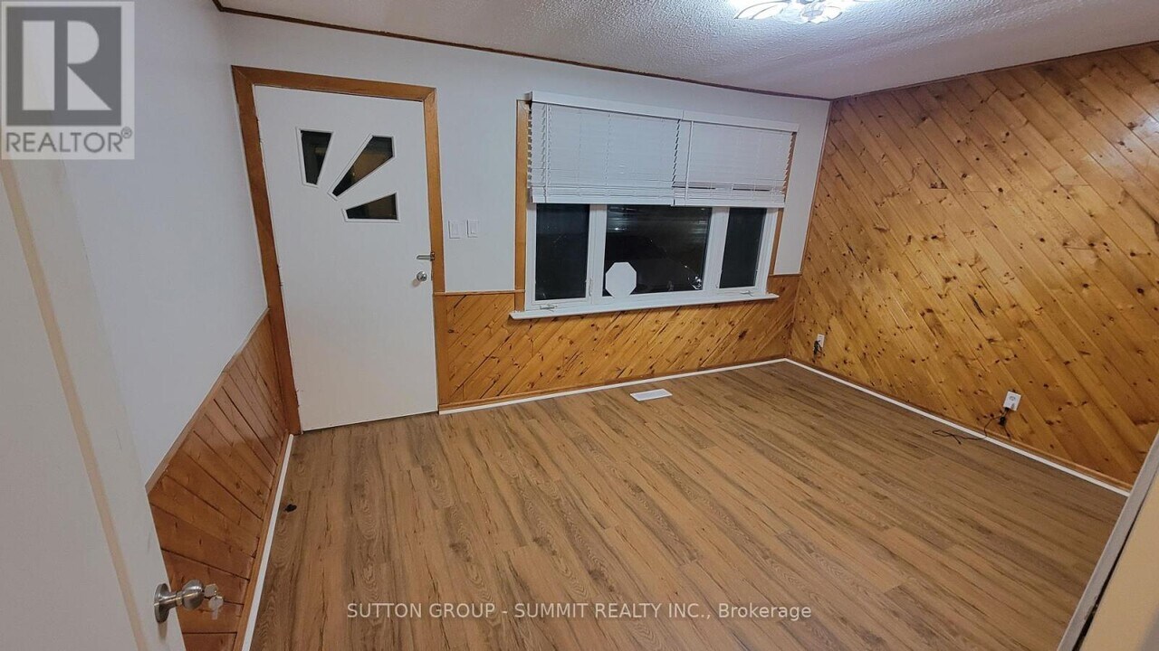 177 Mill St in Essa, ON - Building Photo