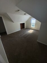 315 Parker Ave, Unit 3 in Toledo, OH - Foto de edificio - Building Photo