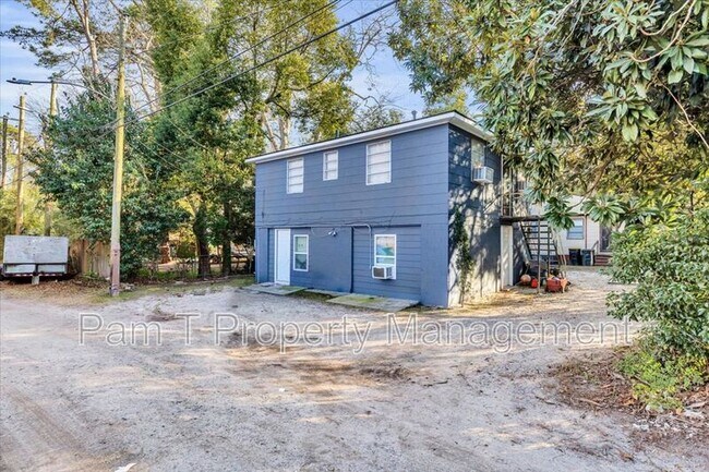 1408 E 38th St in Savannah, GA - Building Photo - Building Photo