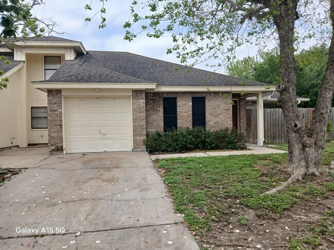 2407 Treasure Hills Ct, Unit Treasure Hill Duplex