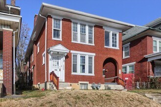 2038 Market in Harrisburg, PA - Building Photo - Building Photo