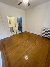 3007 N Calvert St in Baltimore, MD - Building Photo - Building Photo
