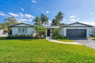 4408 Monroe St in Hollywood, FL - Building Photo