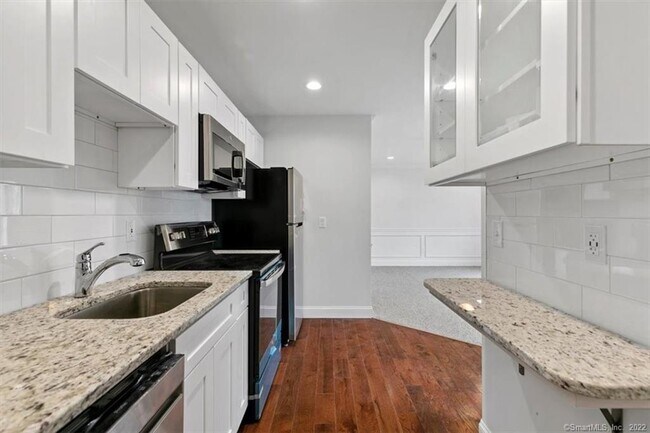 1091 Whalley Ave-Unit -B in New Haven, CT - Building Photo - Building Photo