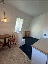 6 Sunnyside Pl in Newport, RI - Building Photo - Building Photo