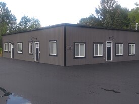 372 Old County Rd, Unit #2 in Hampden, ME - Building Photo