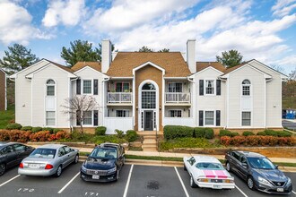 The Villas At Countryside in Sterling, VA - Building Photo - Building Photo