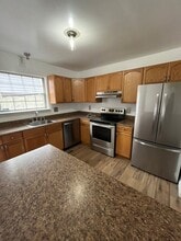 2224 Prince of Wales Ct in Bowie, MD - Foto de edificio - Building Photo