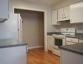 4304 Duval Rd in Austin, TX - Building Photo - Building Photo
