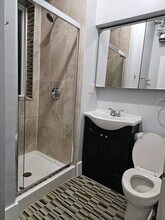 1830 W 17th St in Chicago, IL - Building Photo - Building Photo