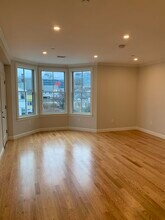 54 Waverly St, Unit 2 in Boston, MA - Building Photo - Building Photo