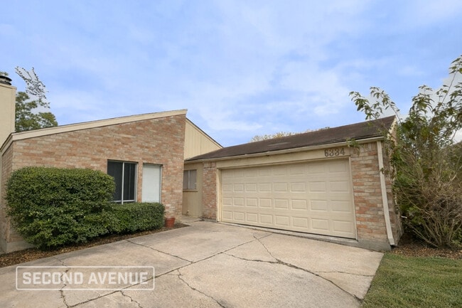 property at 6334 Ivyknoll Dr