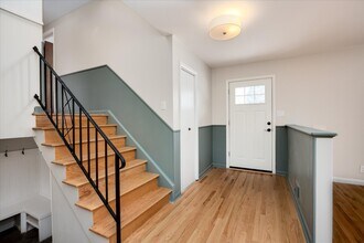 982 E Briarwood Cir S in Centennial, CO - Building Photo - Building Photo