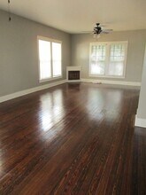 606 S Broad St in Lampasas, TX - Building Photo - Building Photo