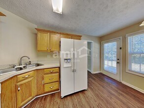 125 Sanders Walk in Mcdonough, GA - Building Photo - Building Photo