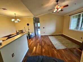 8035 Lee Dr in Arvada, CO - Foto de edificio - Building Photo