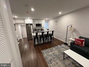 1985 N 63rd St in Philadelphia, PA - Foto de edificio - Building Photo