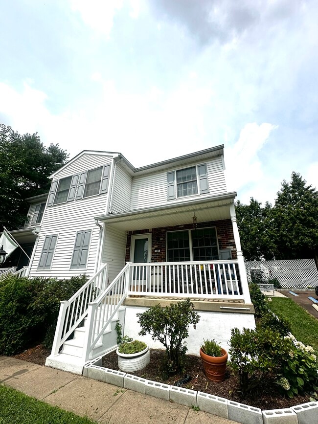 property at 945 Lightstreet Rd