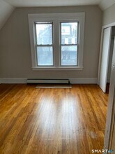 36 Bassick Ave in Bridgeport, CT - Building Photo - Building Photo