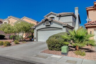 9816 La Vid Ct in Las Vegas, NV - Foto de edificio - Building Photo