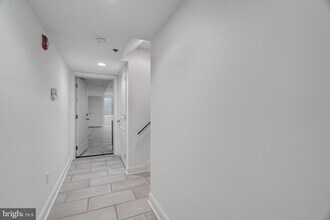 2566 Frankford Ave in Philadelphia, PA - Building Photo - Building Photo