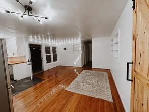 9275 1st St in Berrien Springs, MI - Building Photo - Building Photo