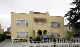 1516-1522 S Van Ness Ave in Los Angeles, CA - Building Photo