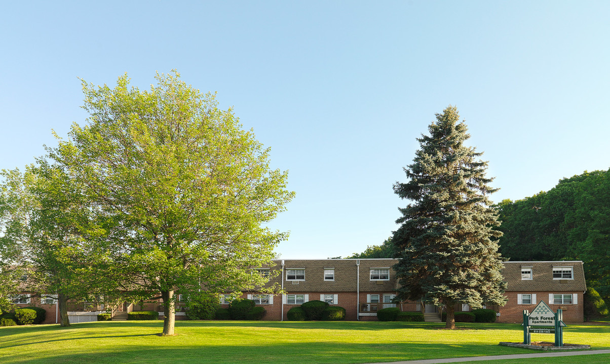 Park Forest Apartments in State College, PA - Building Photo