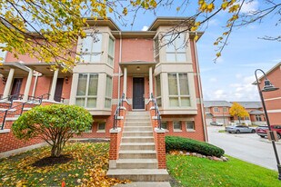 86 Legacy Ln in Wheeling, IL - Building Photo