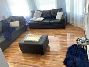 58 W Friendship St, Unit 2 in Providence, RI - Building Photo - Building Photo