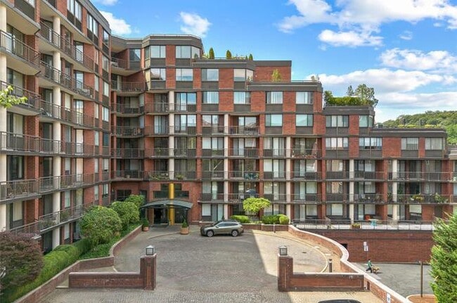 property at 50 E Hartsdale Ave