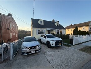 77 Bennett Ave, Unit 1 in Yonkers, NY - Building Photo - Building Photo