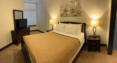 425 W 5th St in Charlotte, NC - Building Photo - Building Photo